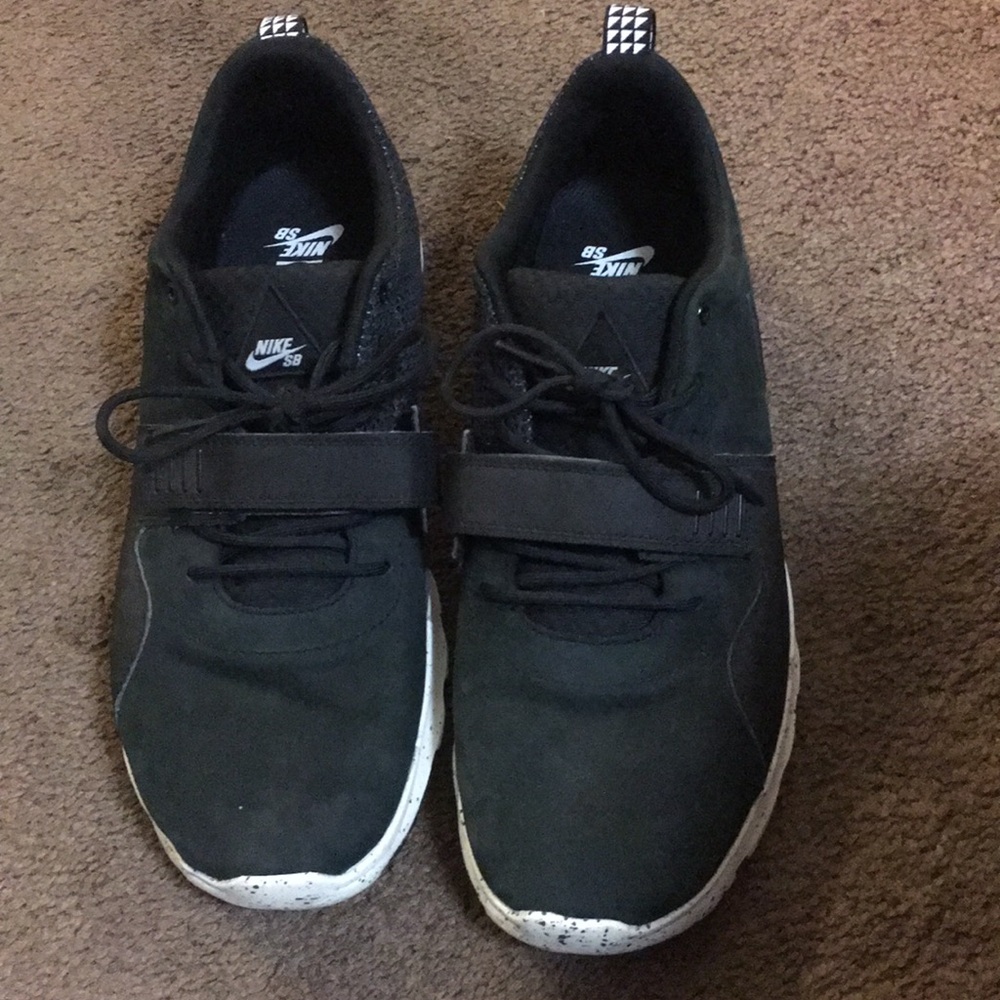 men's nike shoes